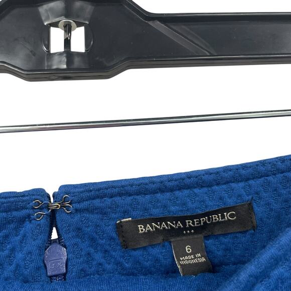 Banana Republic Factory Jacquard Knit Straight Fit Mini Skirt Blue Womens 6 - Picture 3 of 5